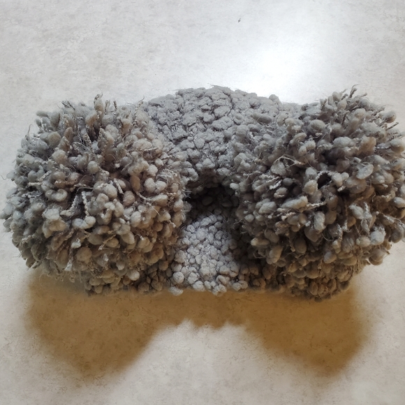 Pom Pom Beanie Like Mickey Mouse Ears - Picture 6 of 9